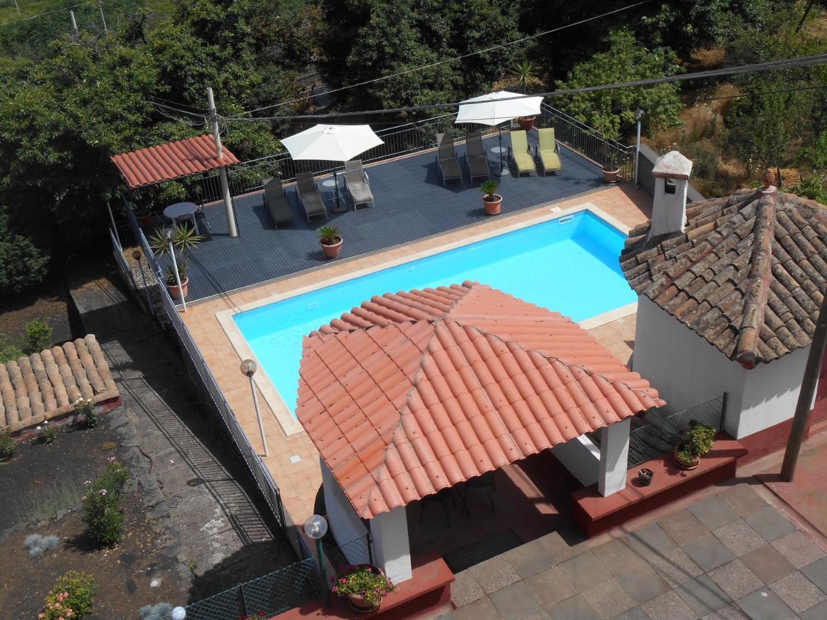 Al Villino Sunshine in villa con piscina ed idromassaggio SantʼAlfio Esterno foto